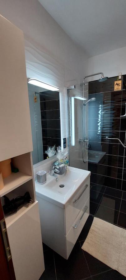 Apartman Perunika Selce Ngoại thất bức ảnh
